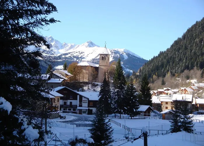 Spacieux Avec Grande Terrasse Et Parking A Champagny-en-vanoise - Fr-1-464-37 Διαμέρισμα *